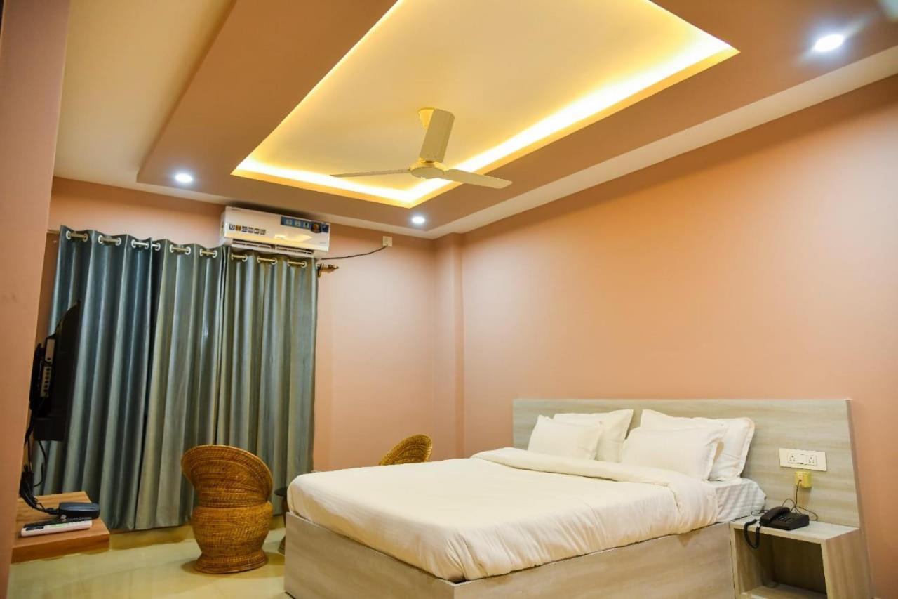 Silver Regency Guwahati Exterior foto